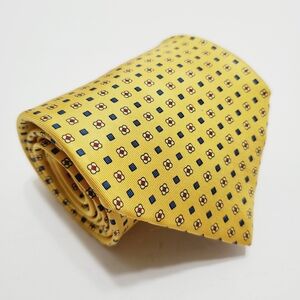 Doncel  Men's Silk Necktie Yellow Geometric Pattern 56x3.75"  Made in Spain